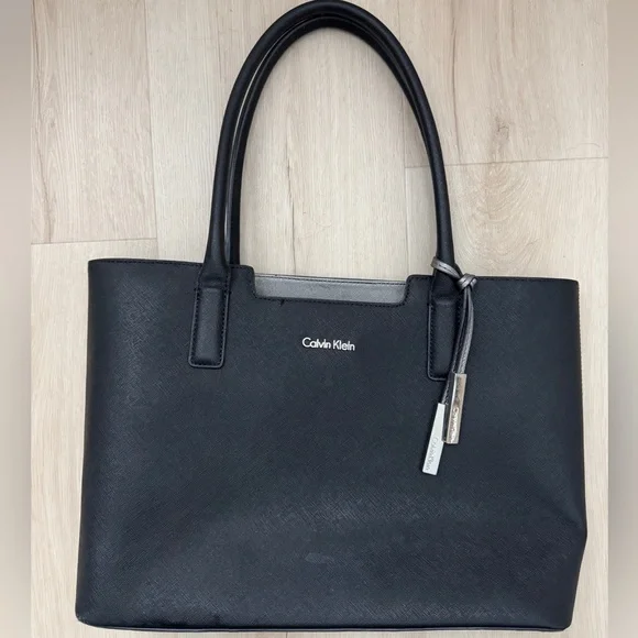 Calvin Klein Saffiano Black Leather Tote Bag - Picture 4 of 7